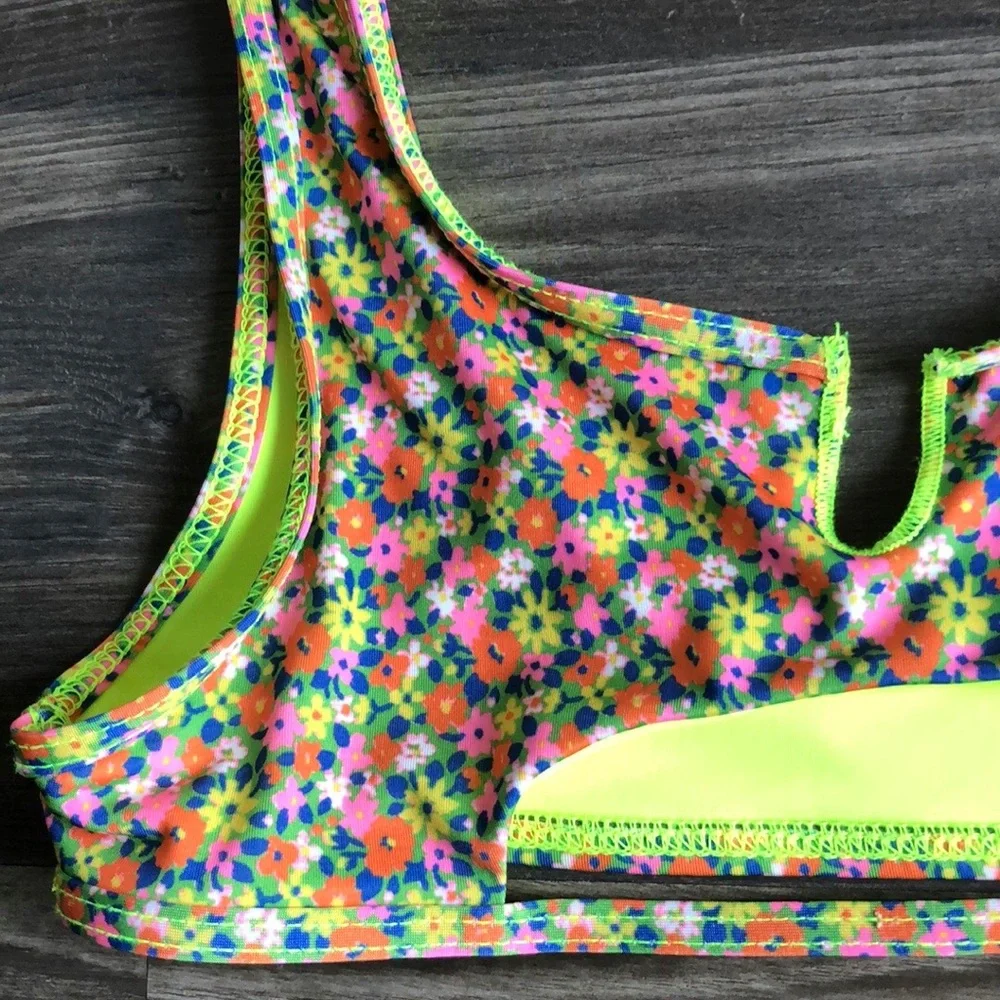 Frankie’s Bikinis Cole Cutout Bikini Top Multicolor Floral